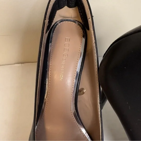 BCBGeneration Harlia Black Pointed Toe Pumps Silver Chain Trim Stiletto Heels - Picture 6 of 6